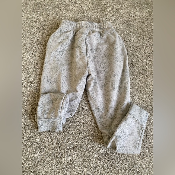 Gymshark chalk  joggers - Picture 2 of 4